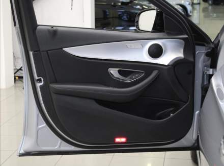 Mercedes-Benz - E-class