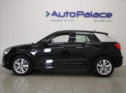 Audi - Q2