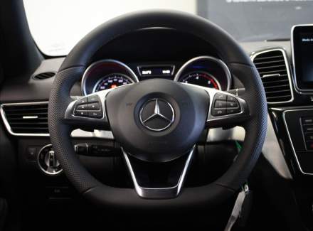 Mercedes-Benz - GLE