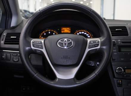 Toyota - Avensis