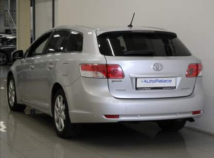 Toyota - Avensis