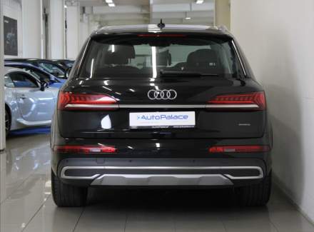 Audi - Q7