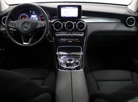 Mercedes-Benz - GLC