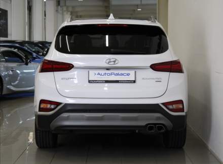 Hyundai - Santa FE