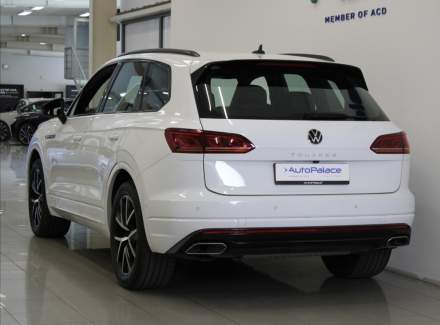 Volkswagen - Touareg