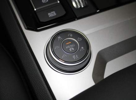 Volkswagen - Touareg