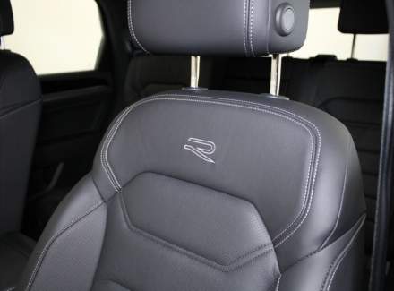 Volkswagen - Touareg