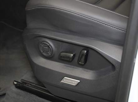 Volkswagen - Touareg