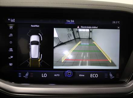 Volkswagen - Touareg