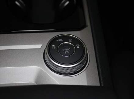 Volkswagen - Touareg