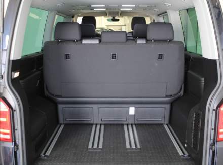 Volkswagen - Multivan