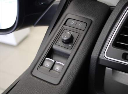 Volkswagen - Multivan