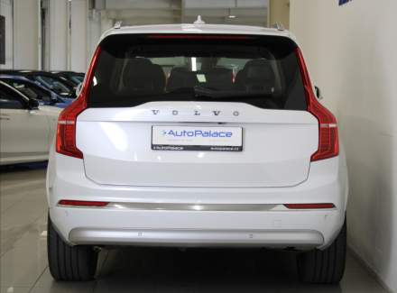 Volvo - XC90