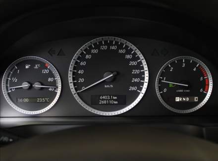 Mercedes-Benz - C-class