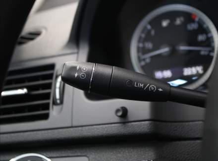 Mercedes-Benz - C-class