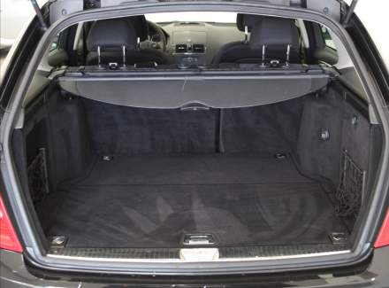 Mercedes-Benz - C-class