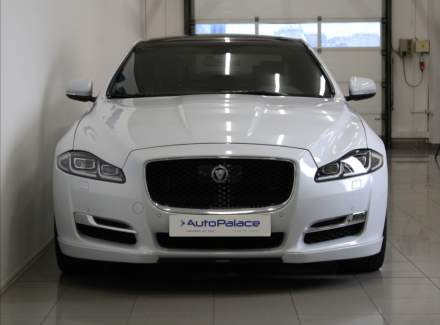 Jaguar - XJ