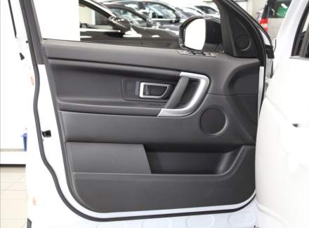 Land Rover - Discovery Sport