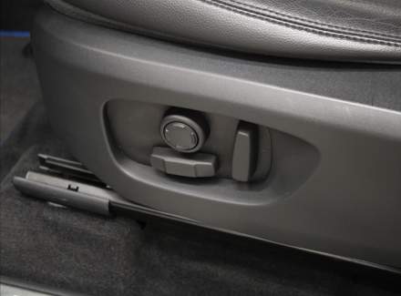 Land Rover - Discovery Sport