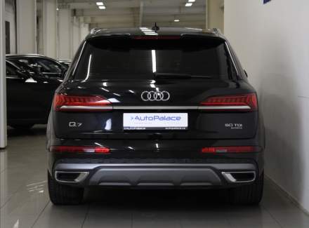 Audi - Q7