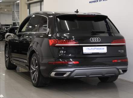 Audi - Q7