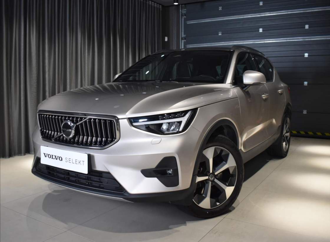 Volvo - XC40