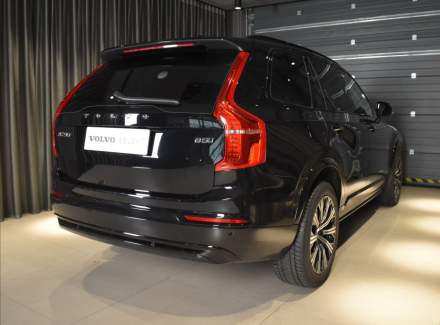 Volvo - XC90
