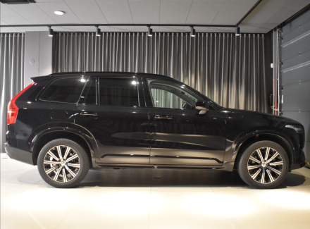 Volvo - XC90