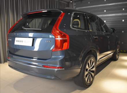 Volvo - XC90