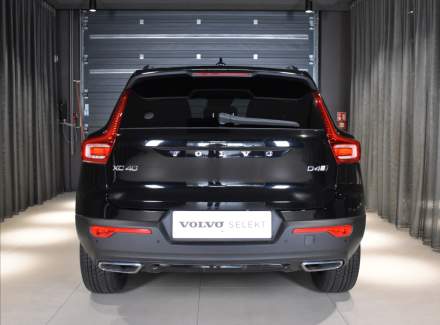 Volvo - XC40