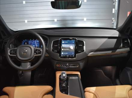 Volvo - XC90
