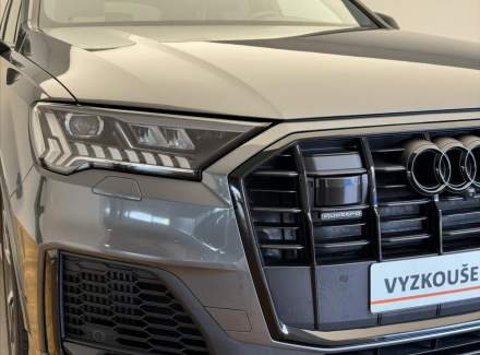 Audi - Q7