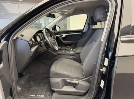 Volkswagen - Touareg