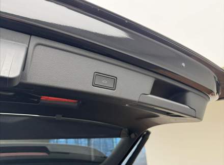 Volkswagen - Touareg