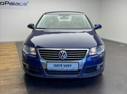 Volkswagen - Passat