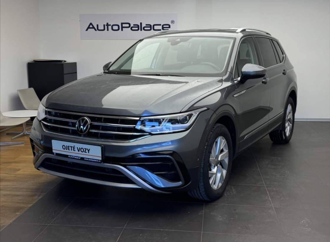Volkswagen - Tiguan