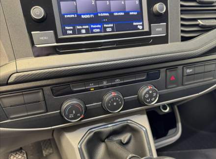 Volkswagen - Caravelle