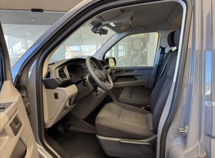 Volkswagen - Caravelle