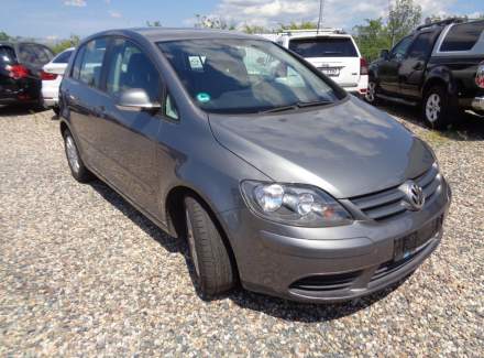 Volkswagen - Golf