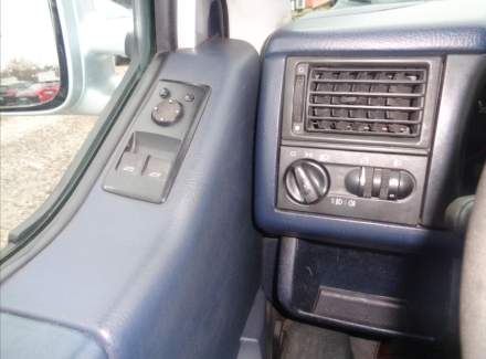 Volkswagen - Caravelle