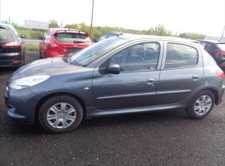 Peugeot - 206