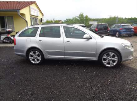 Škoda - Octavia