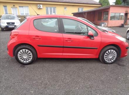 Peugeot - 207