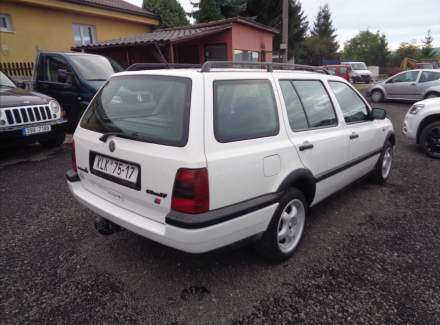 Volkswagen - Golf