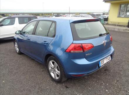 Volkswagen - Golf