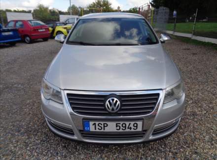 Volkswagen - Passat