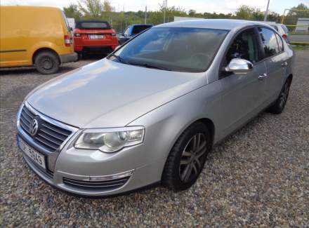 Volkswagen - Passat
