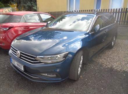 Volkswagen - Passat
