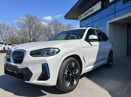 BMW - iX3