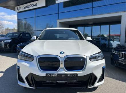 BMW - iX3